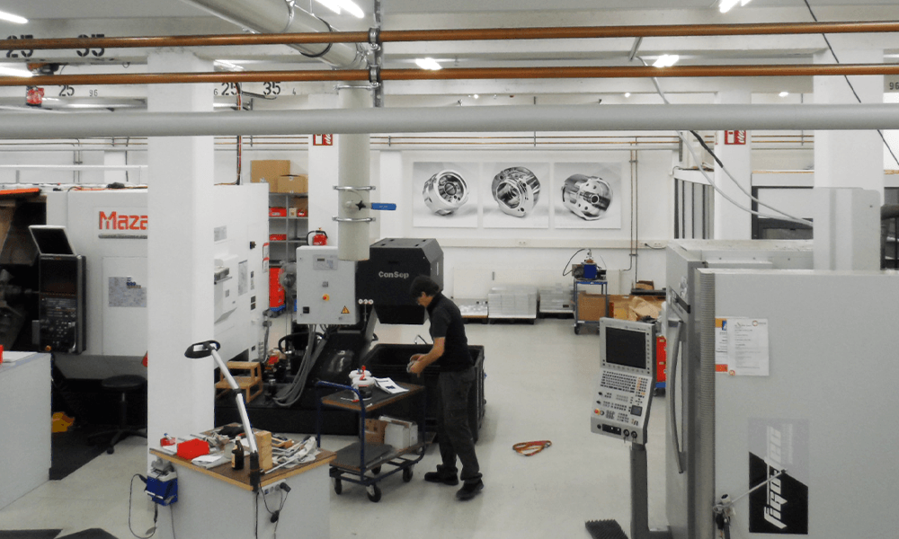 Größere CNC Drehmaschine